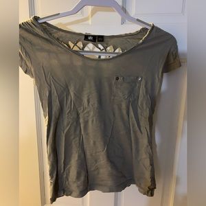 Cute grey partial cut out pattern t shirt